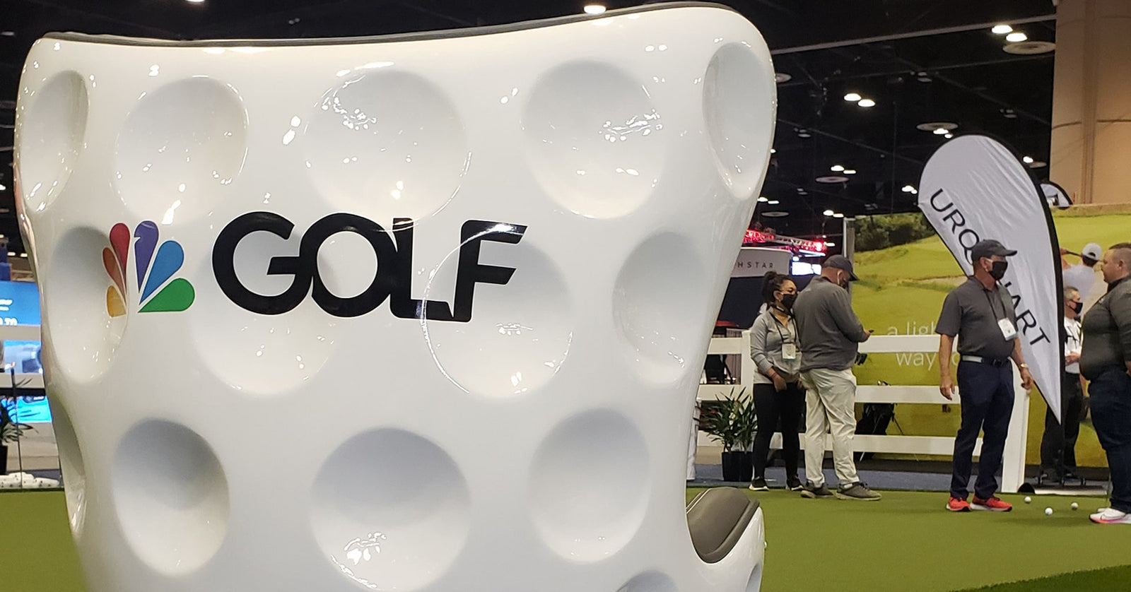 dimple-chair-golf-channel